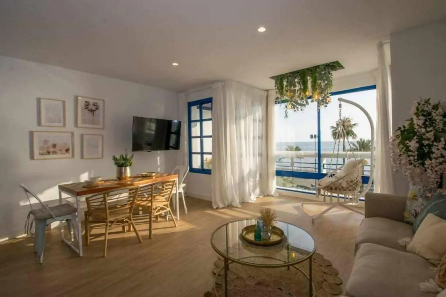 dúplex a la orilla del Mediterráneo Torrox España